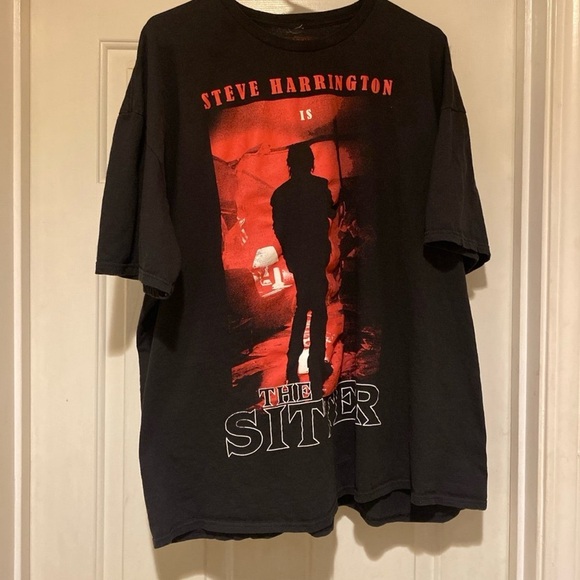 Men's Short Sleeve Stranger Things The Sitter Crew T-Shirt - Black XXL - Picture 2 of 4